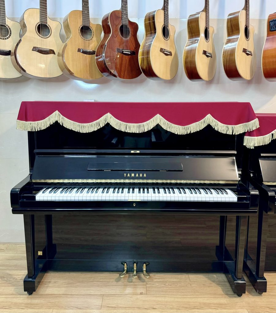 Đàn Piano Yamaha ĐQSD U3E
